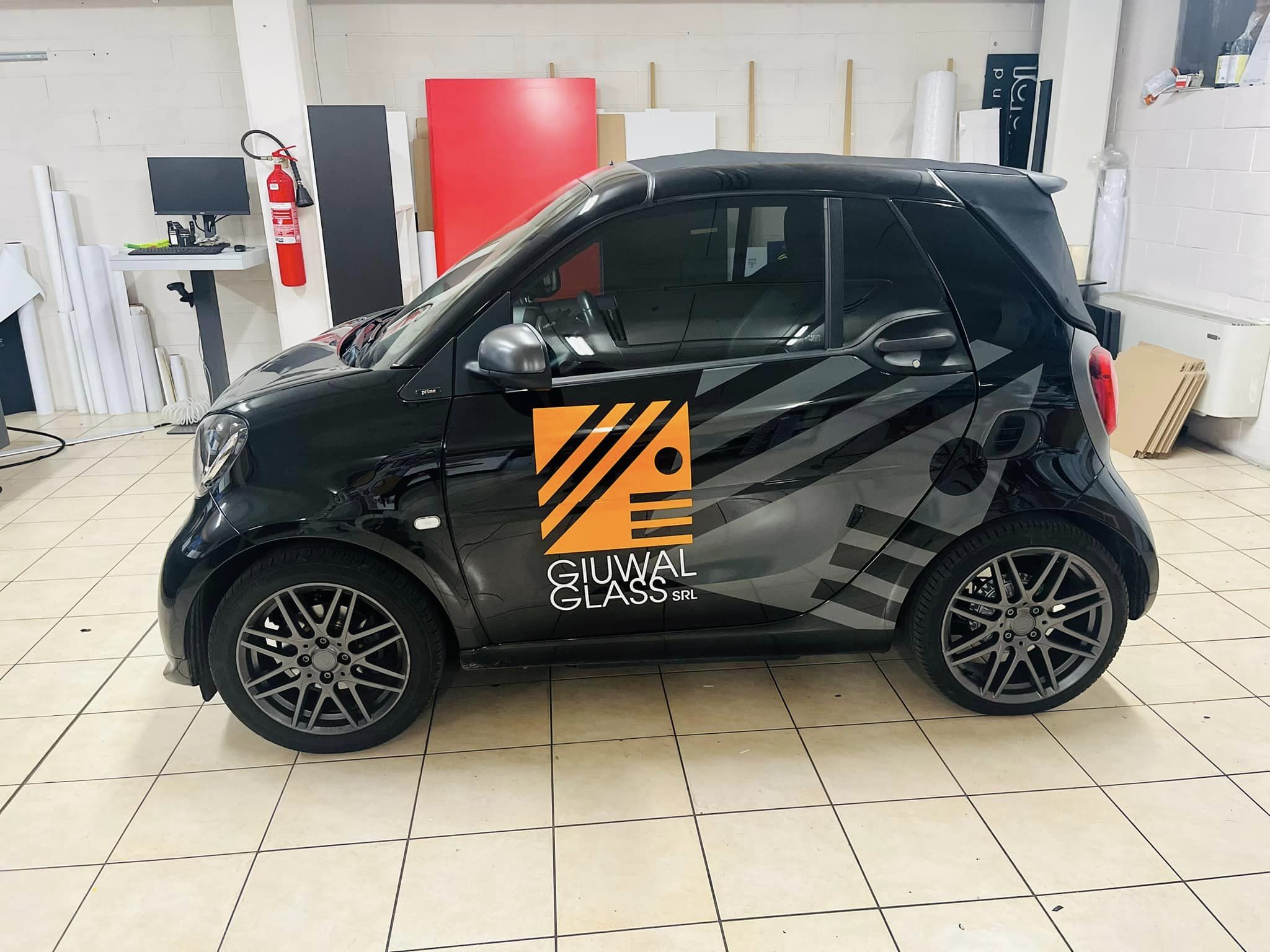 Adesivi prespaziati per auto Smart