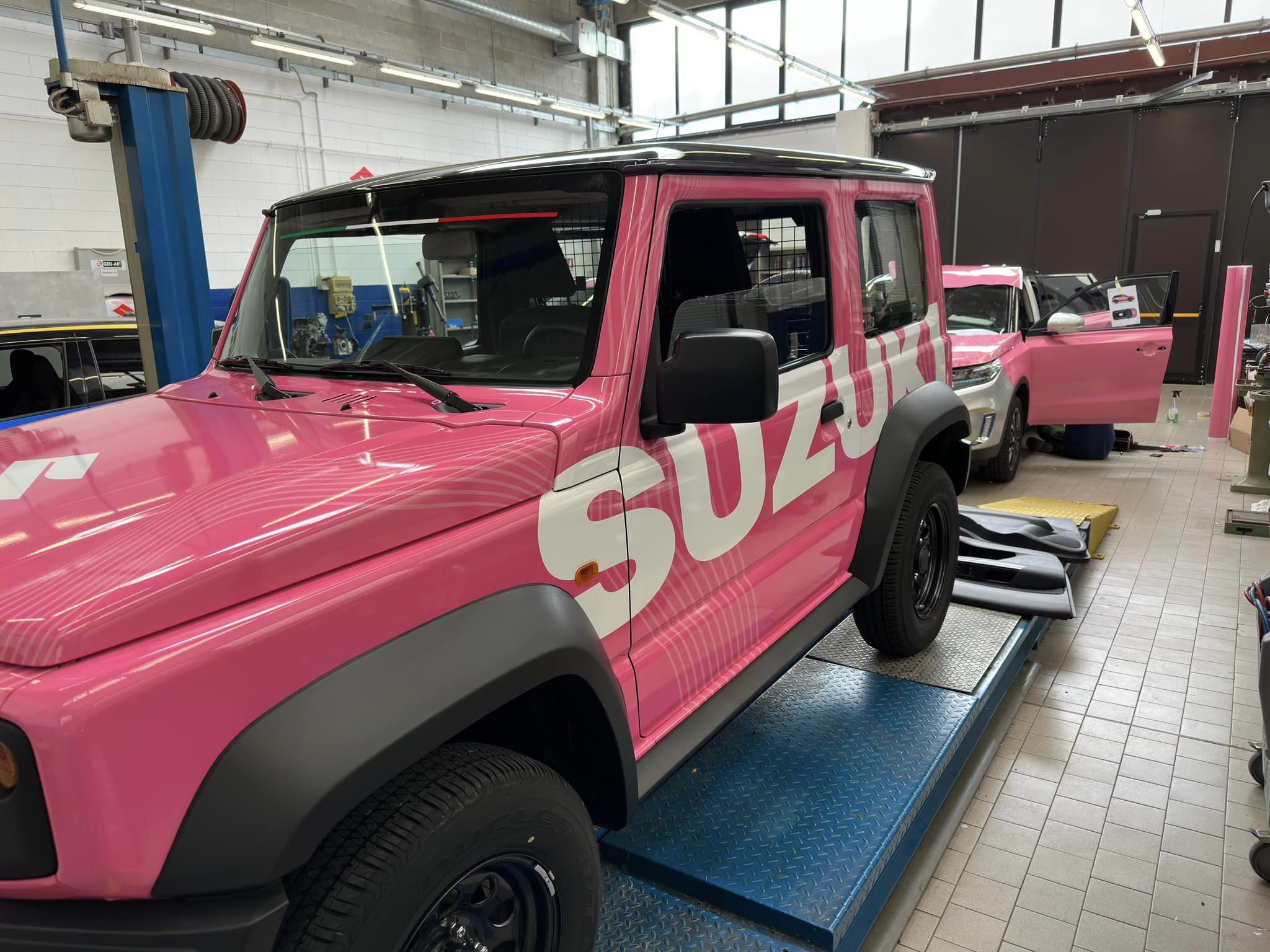 Wrap auto e adesivi prespaziati