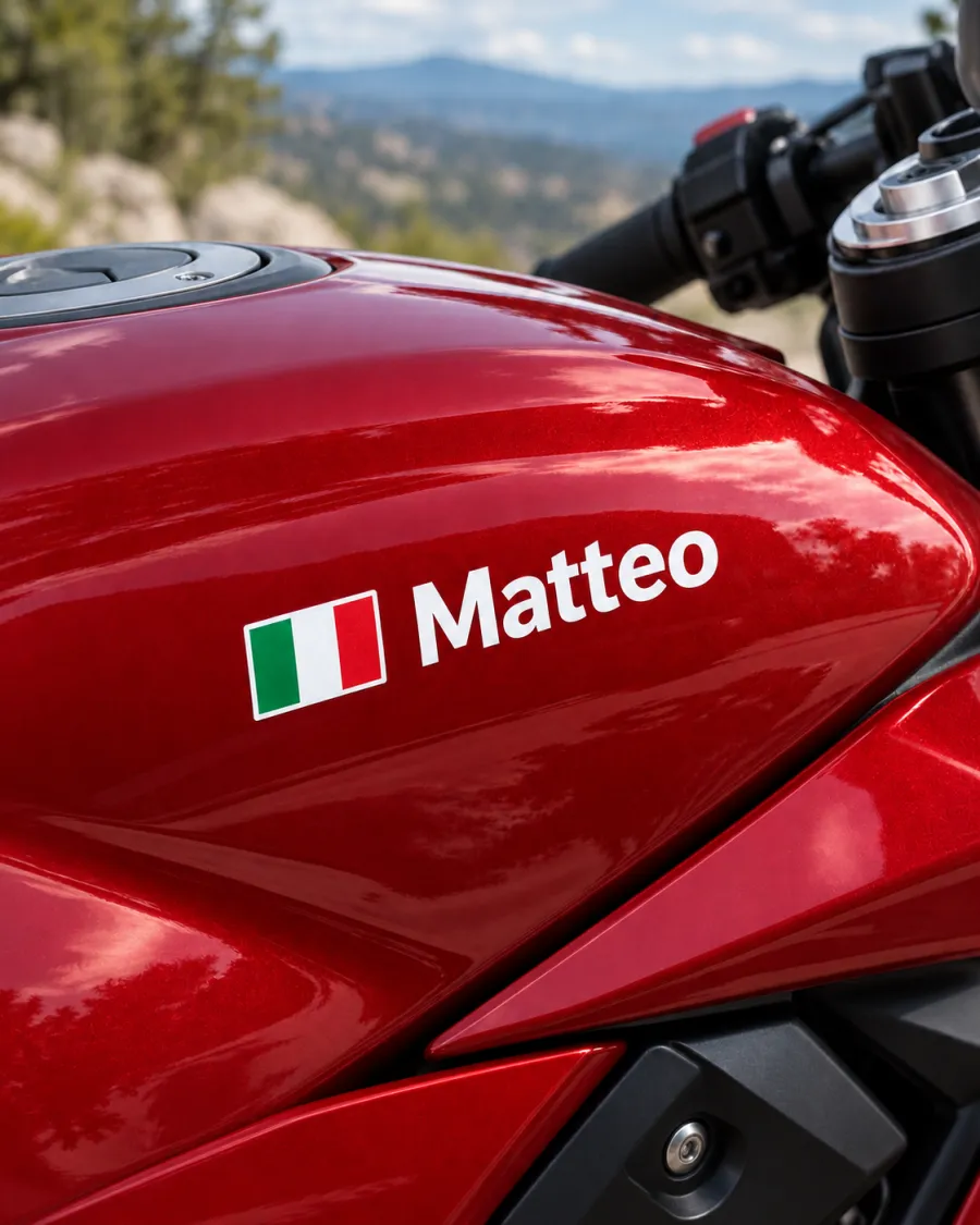 Adesivo nome personalizzato per moto